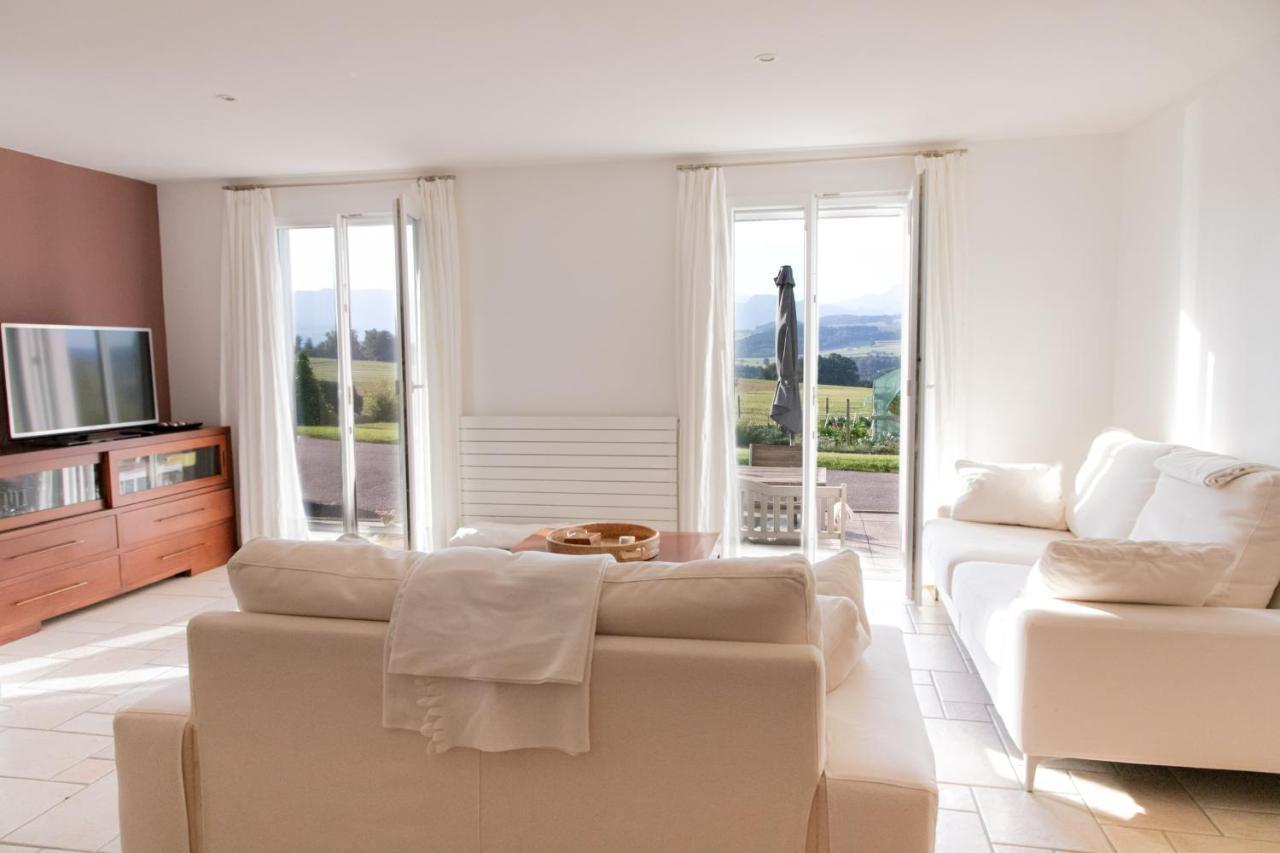 Villa La Belle Ferme Cottens  Esterno foto