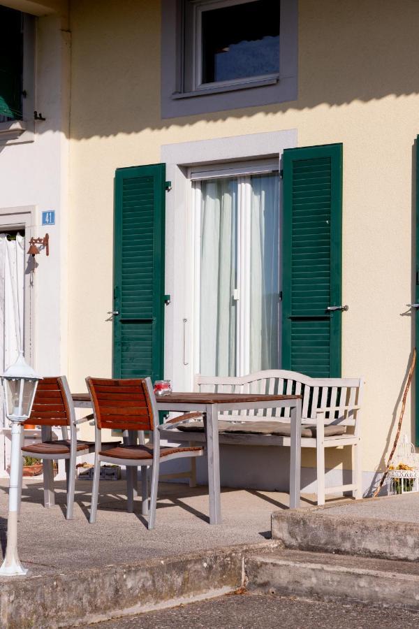 Villa La Belle Ferme Cottens  Esterno foto